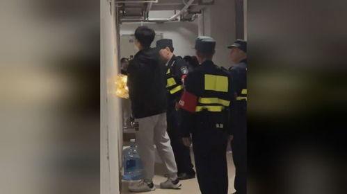 女寝宿舍吃瓜,揭秘宿舍生活的甜蜜与酸辣